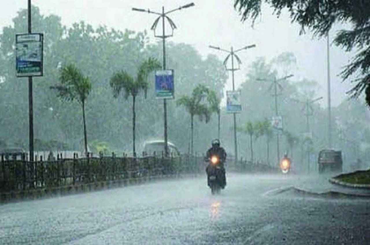 MP Weather Update: मध्य प्रदेश में आज भी तेज बारिश के आसार, इन जिलों में अलर्ट जारी