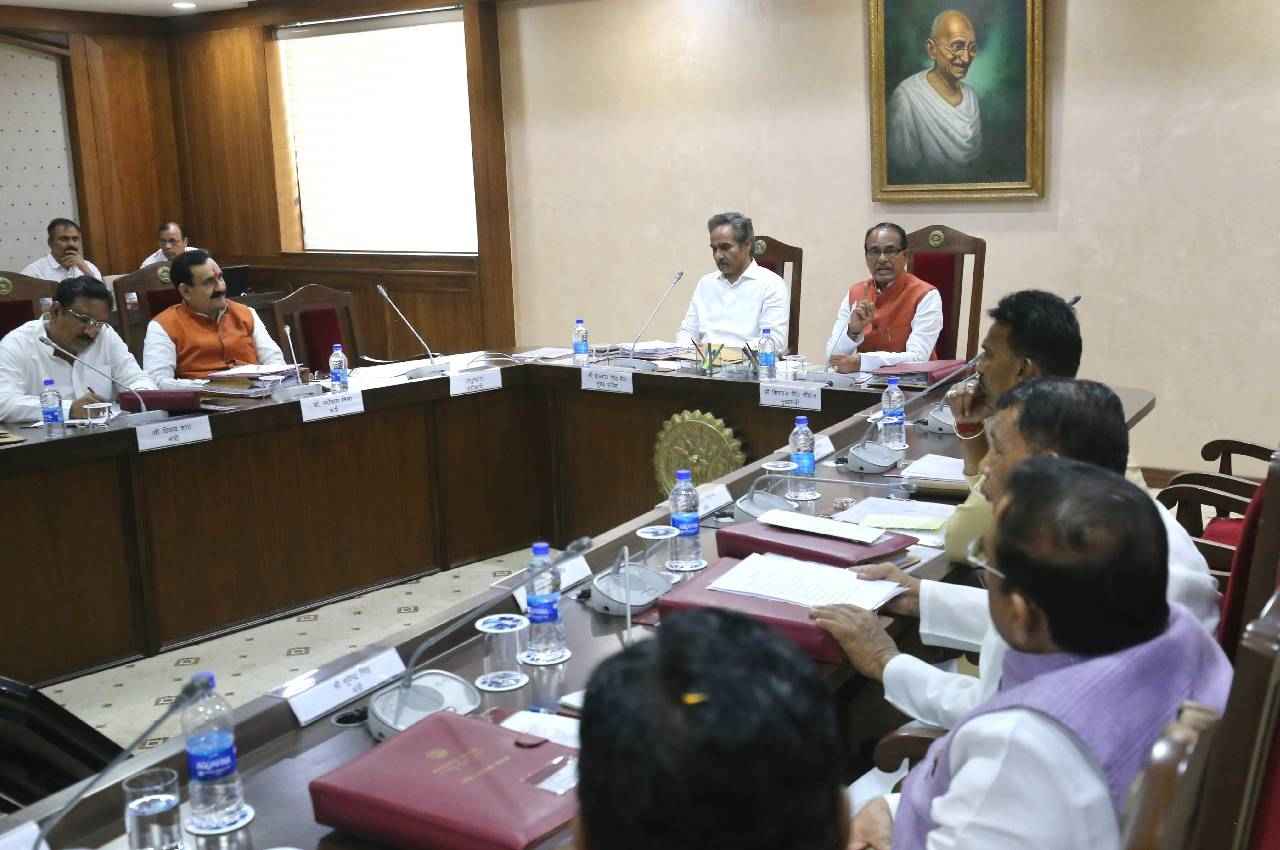 शिवराज कैबिनेट ने लाड़ली बहना योजना के लिए 1250 करोड़ की दी मंजूरी, रेत खनन नीति में संशोधन