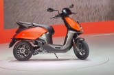 vida v1 pro, ev scooters, scooters under 1 lakhs