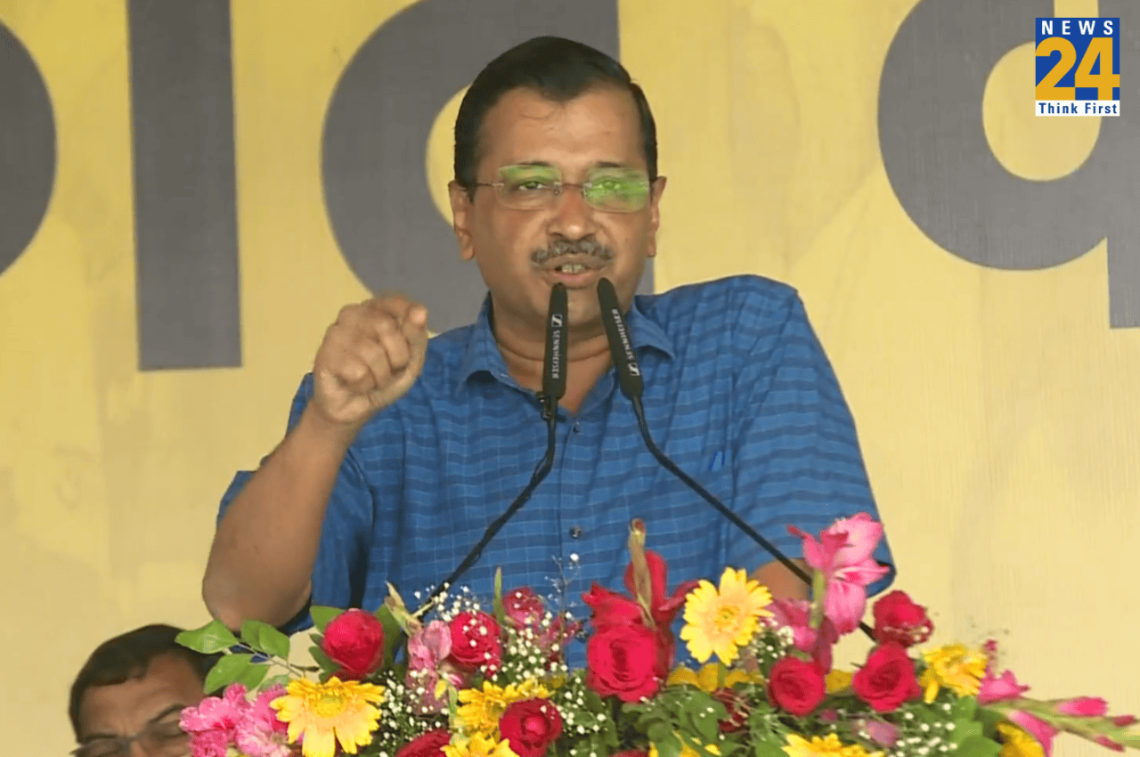 AAP Maha Rally: 'मोदी को समझ नहीं, देश कैसे चलाया जाए...', 12 साल बाद रामलीला मैदान में फिर गरजे केजरीवाल