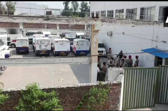 ATM loot Ludhiana ATM van loot, Loot, Ludhiana, Punjab, new rajpur nagar bank, van loot news