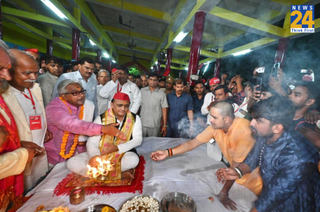 Akhilesh Yadav (2) Uttar Pradesh, Akhilesh Yadav, Samajwadi Party, UP Yogi Adityanath government, gangster Jeeva murder case, Lucknow News