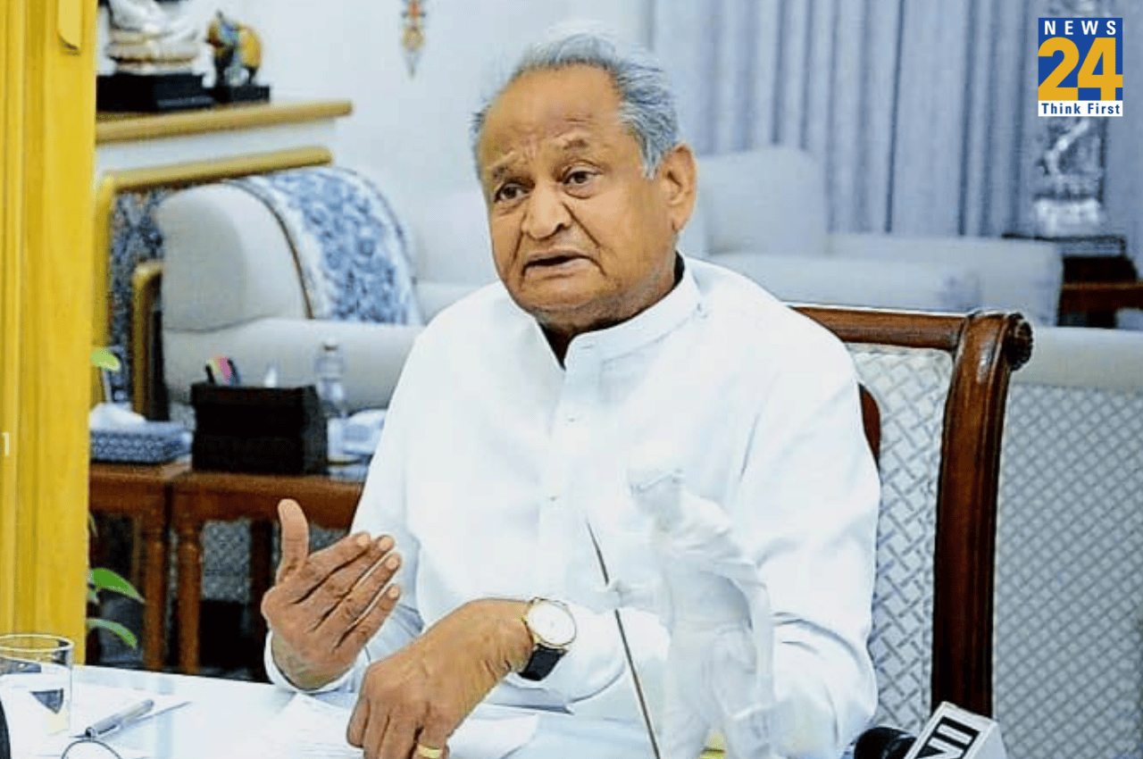 Ashok Gehlot On BJP: 'राजस्थान में नहीं चलने देंगे हिंदुत्व का एजेंडा...', अशोक गहलोत ने बीजेपी-आरएसएस पर बोला हमला