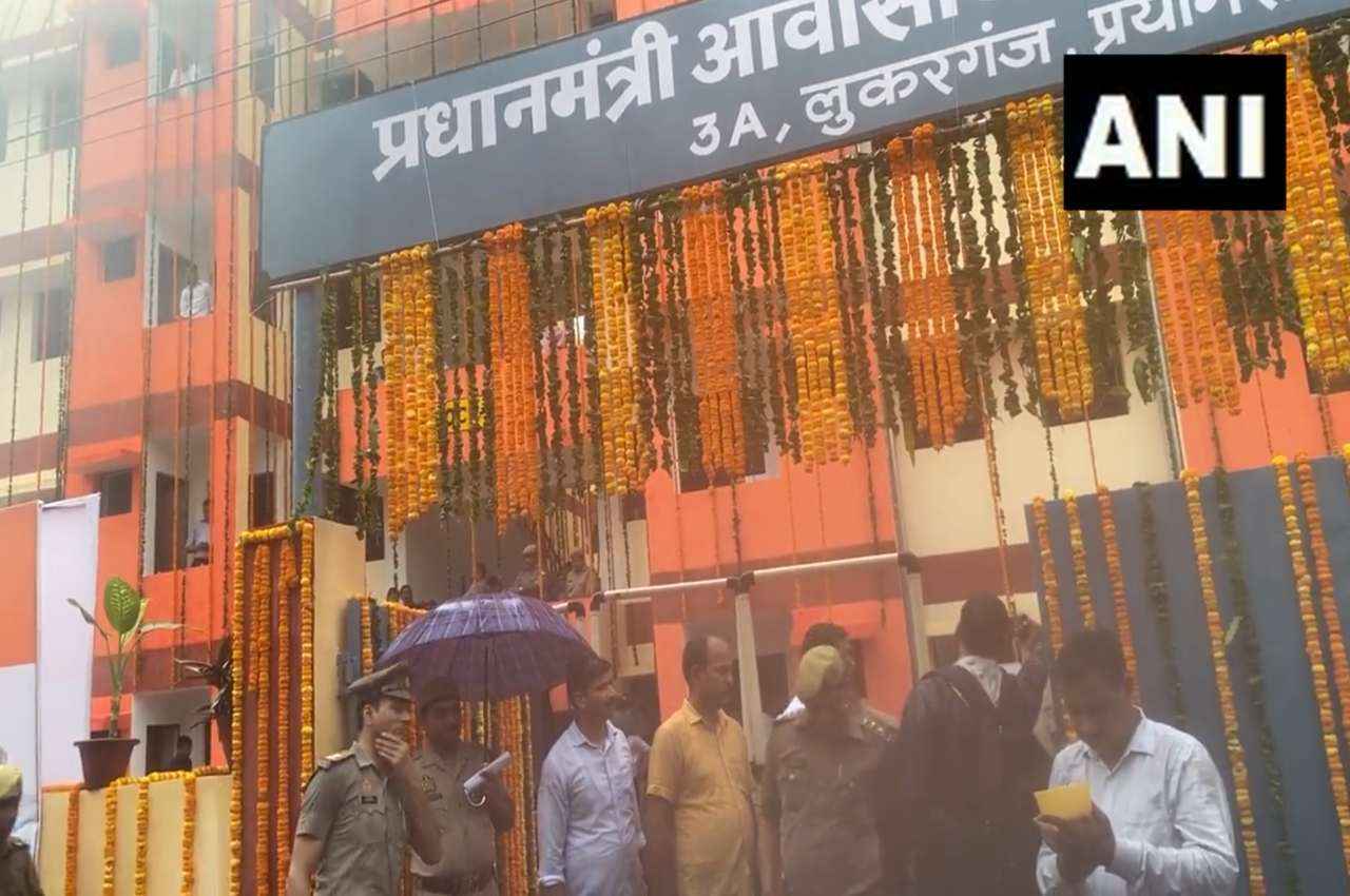 Atiq Ahmed, Prayagraj News, CM Yogi, UP News, Govt Flats