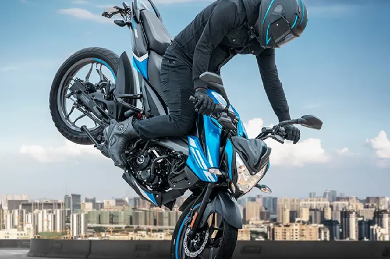 Bajaj Pulsar NS 125 price, TVS Raider 125 mileage, auto news, 125cc bikes , bikes under 1 lakhs