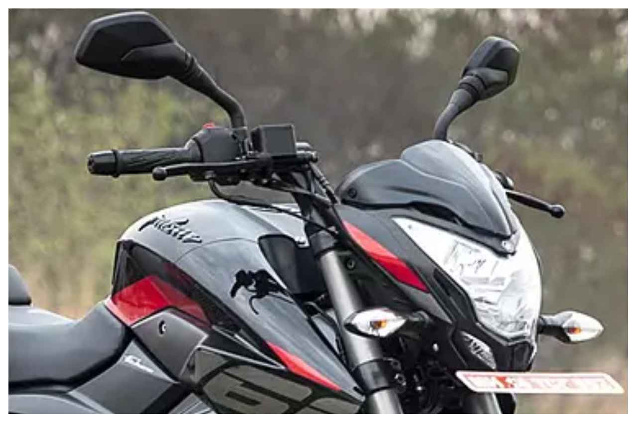 4000 रुपये में घर ले जाएं 1.50 लाख कीमत की यह डैशिंग बाइक, 120km/hr है टॉप स्पीड और 40 kmpl की माइलेज