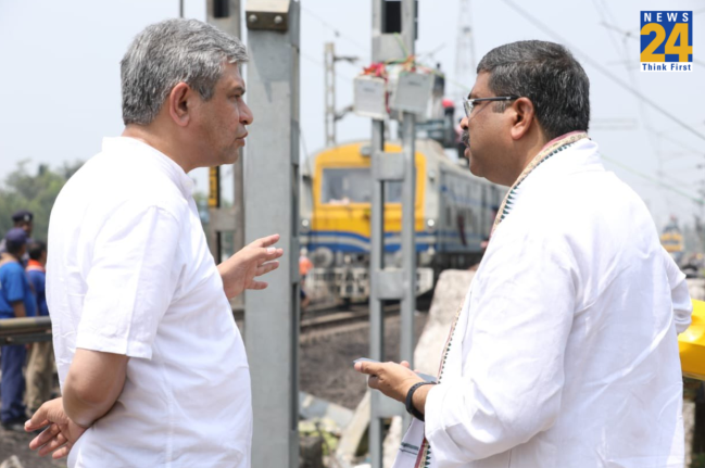 Balasore Train Tragedy, Ashwini Vaishnaw, train movement, Odisha