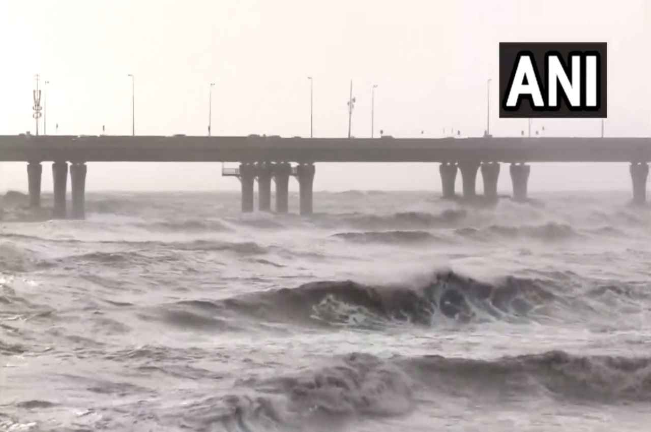 Biparjoy Cyclone: गुजरात और मुंबई समेत इन राज्यों के लिए खतरे की घंटी; 10 प्वॉइंट्स में जानें इस चक्रवात की 'गंभीरता'