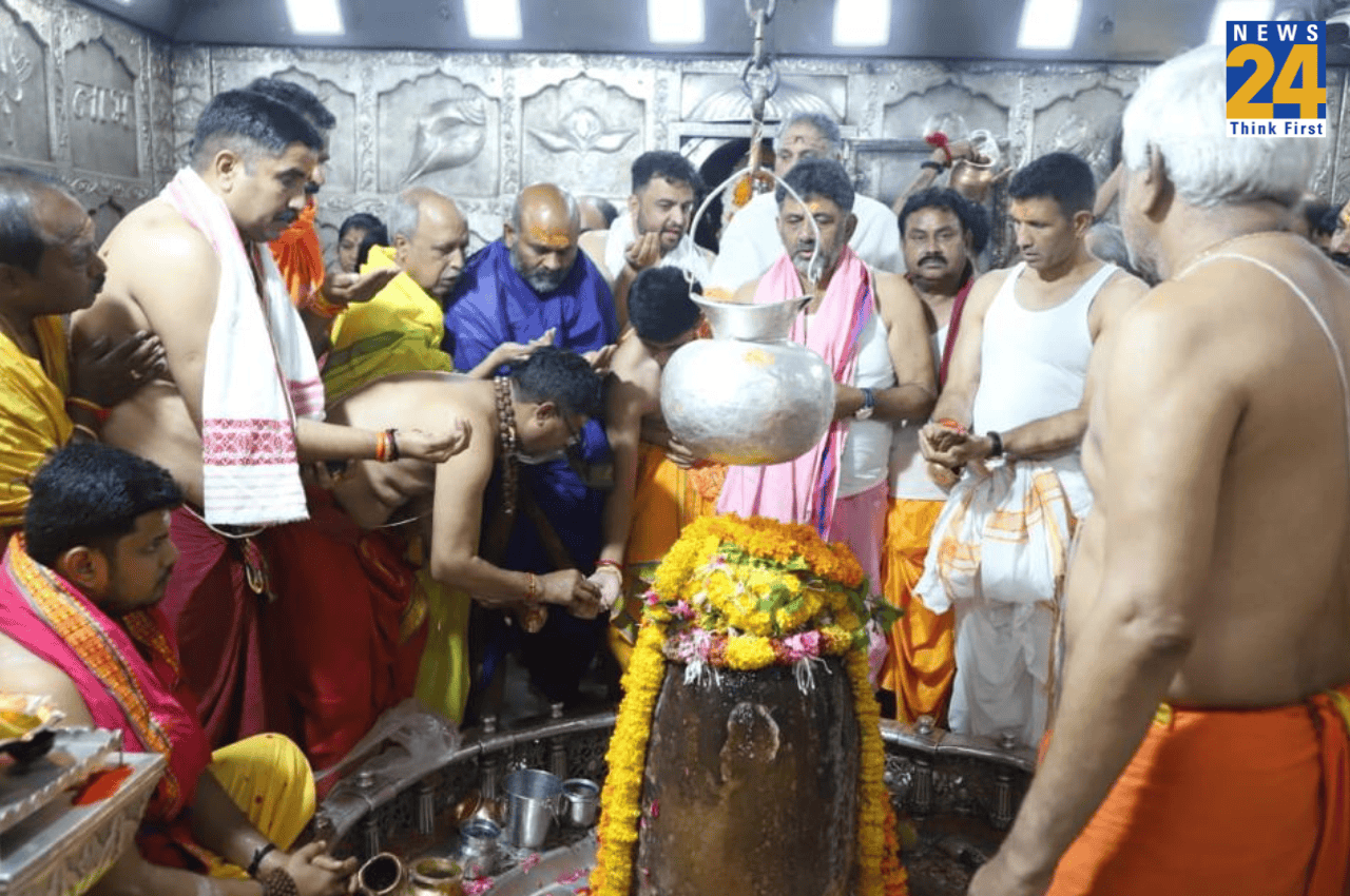 कर्नाटक के डिप्टी सीएम डीके शिवकुमार ने महाकाल के किए दर्शन, बोले- हम MP में जीतेंगे 150 सीट