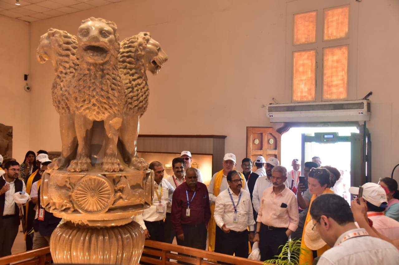 G20 Meeting: विदेशी मेहमानों ने किया सारनाथ का दौरा; विदेश मंत्री एस जयशंकर ने बताया इतिहास तो रह गए हैरान