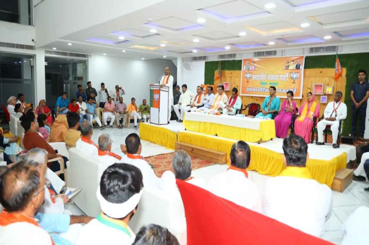 Bharatpur: 29 को भरतपुर आएंगे जेपी नड्डा, राजेंद्र राठौड़ बोले- 'जनता इस बार चुनावी हिंदुओं को सिखाएगी सबक'