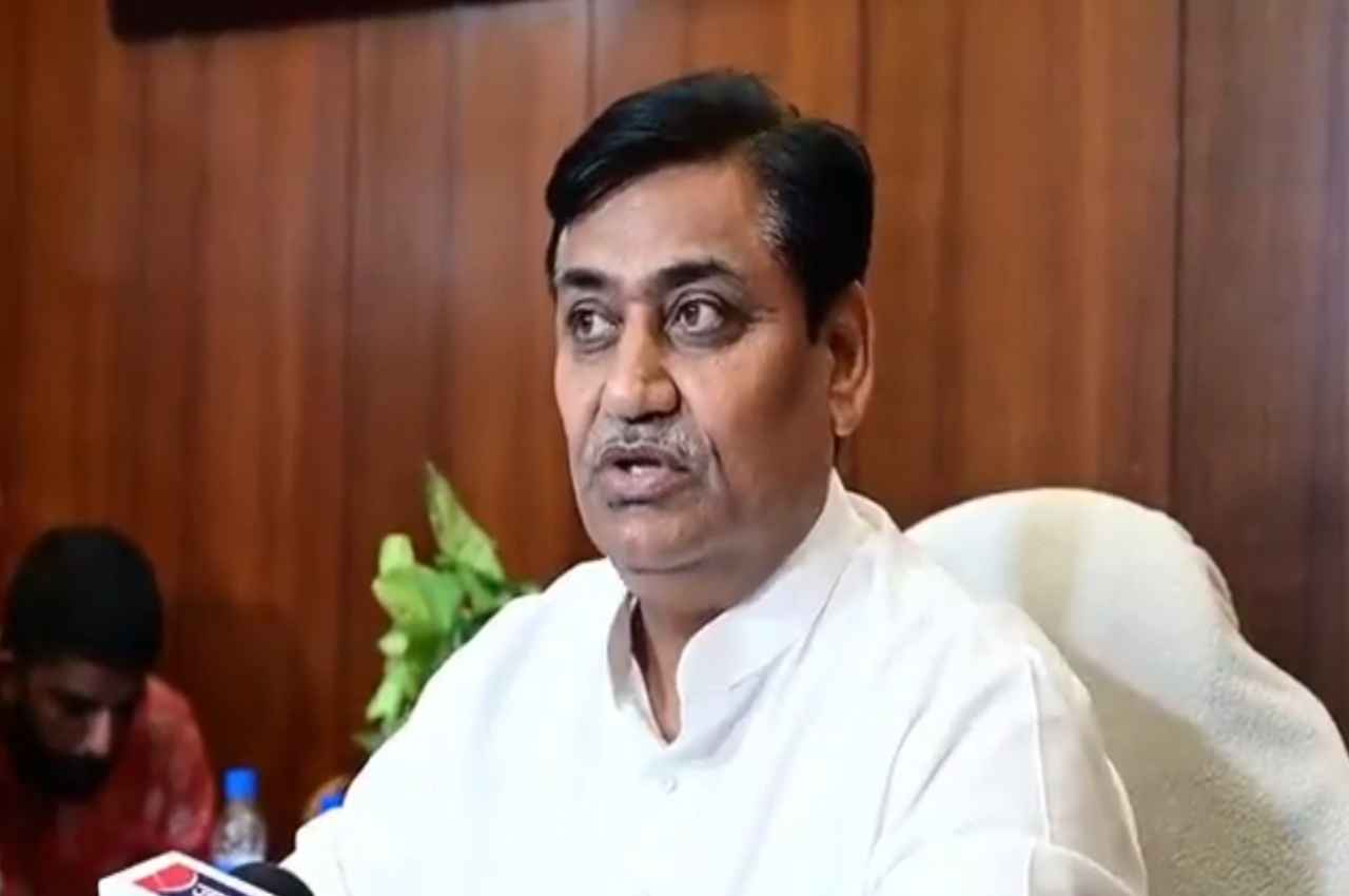बीजेपी के विरोध प्रदर्शन पर बोले पीसीसी चीफ डोटासरा, 'वसुंधरा-पूनिया प्रदर्शन में क्यों नहीं आए, कुर्सियां भी खाली थीं'