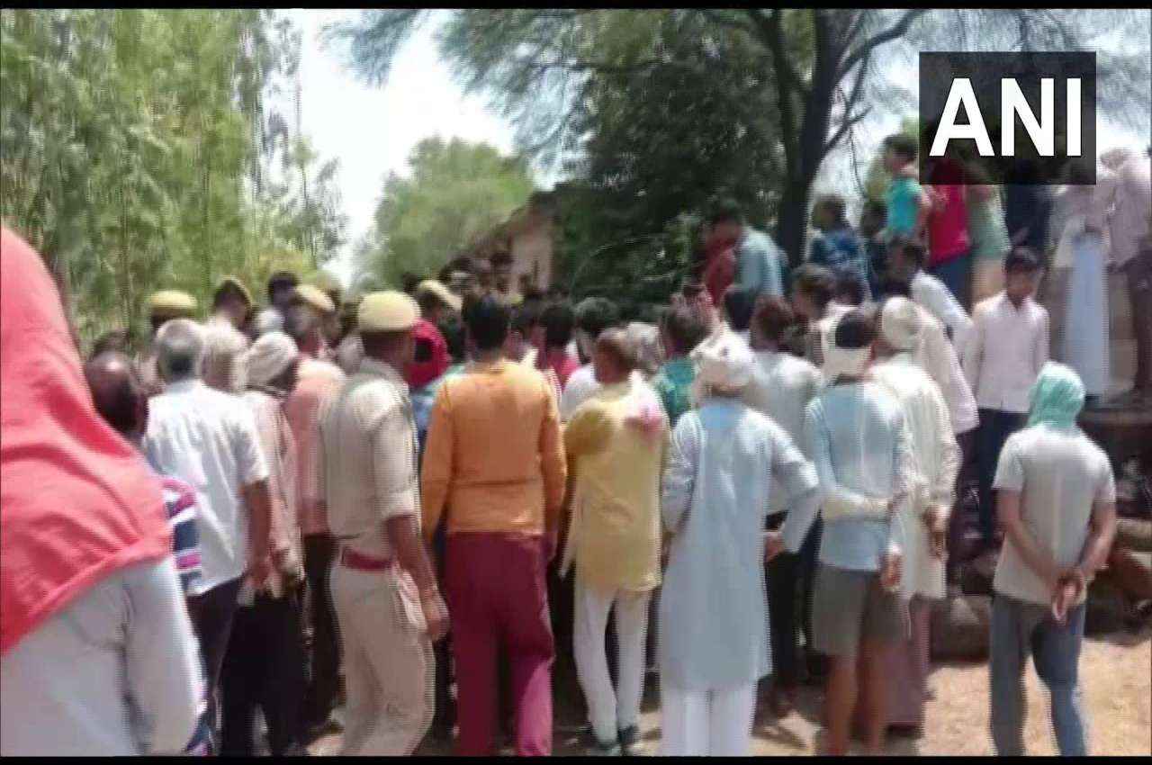 Crime News: बेटी से दुष्कर्म; केस दर्ज कराने के लिए लगाए पुलिस के चक्कर, नहीं हुई सुनवाई तो पिता ने लगा ली फांसी