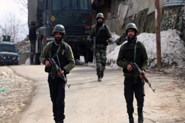 Jammu & Kashmir, Terrorist, LoC, Kupwara News, Indian Army, Kupwara police