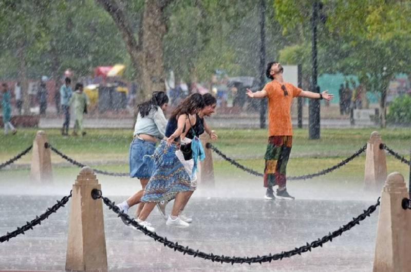 weather updates, mumbai rainfall, delhi rainfall, southwest monsoon, chhattisgarh rainfall, monsoon, uttarakhand, uttar pradesh