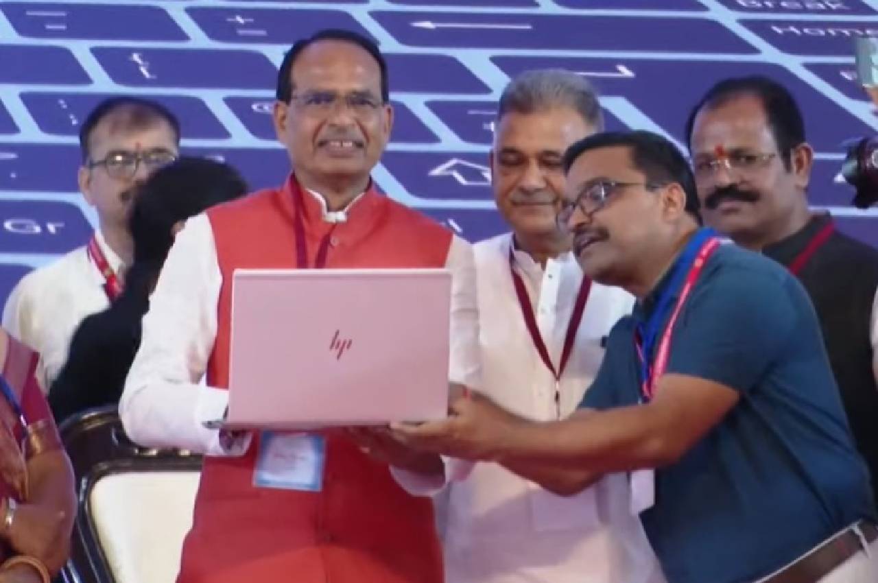 cm shivraj will give laptops