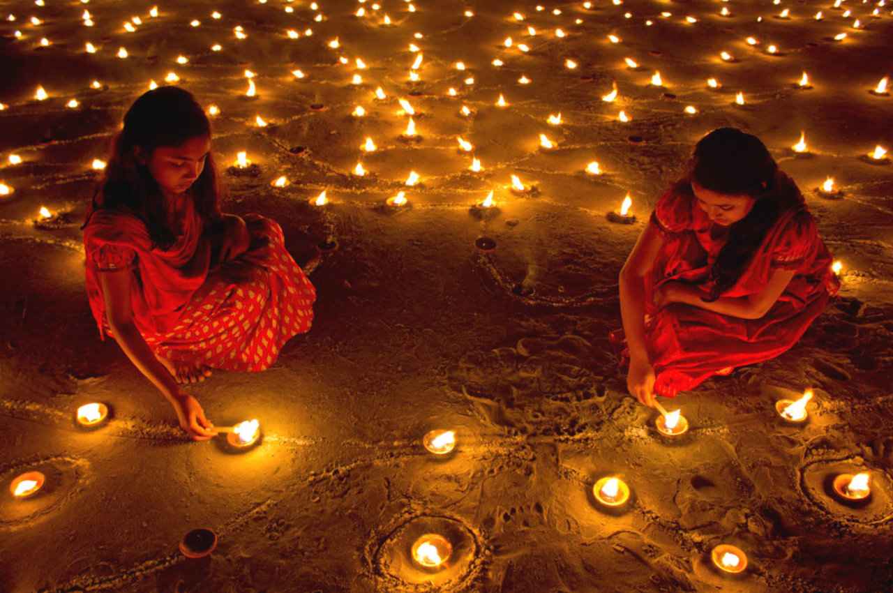 Diwali 2023: इस वर्ष कब आएगी दिवाली और क्या है पूजा का शुभ मुहूर्त