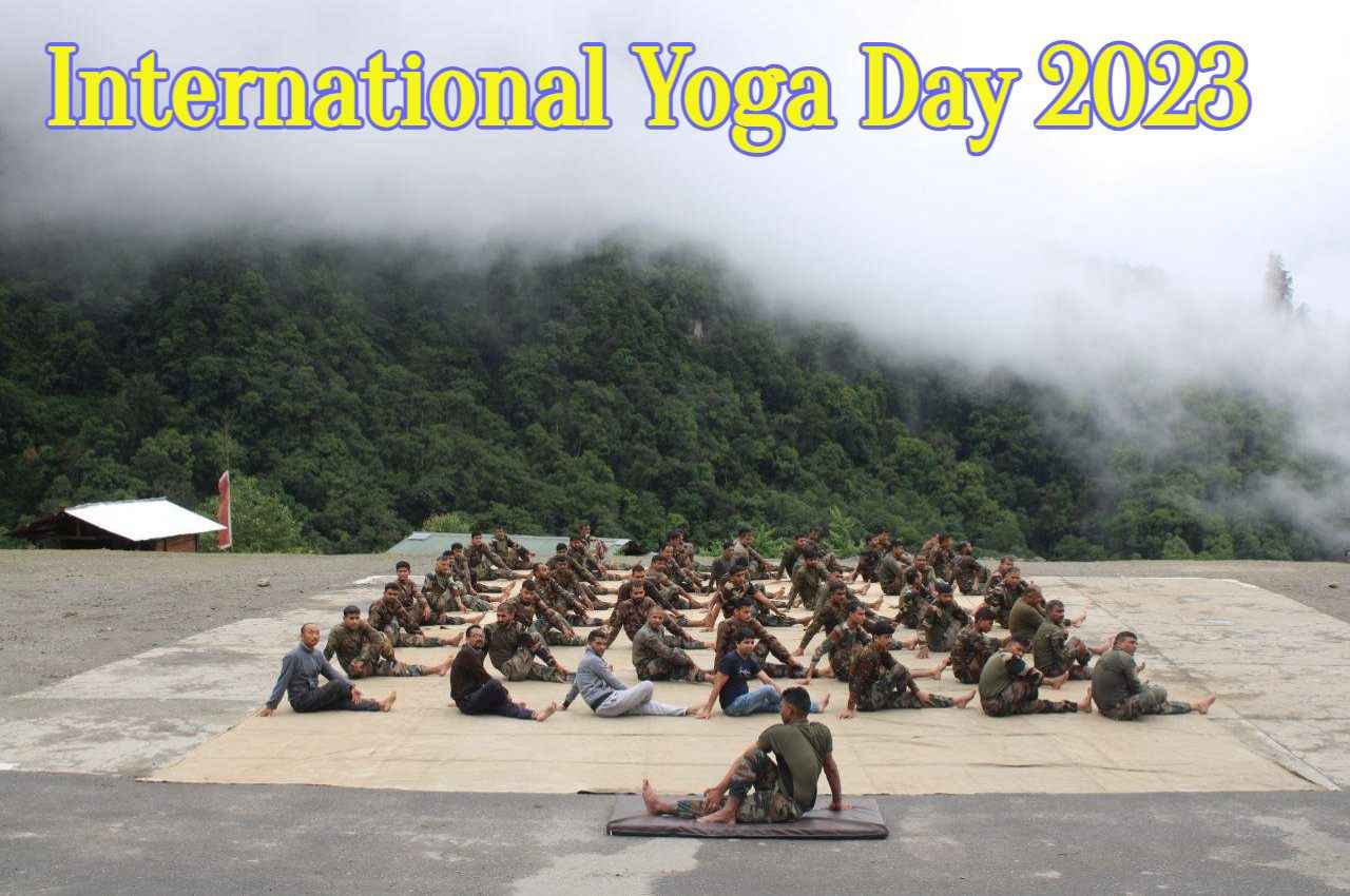 International Yoga Day 2023: गर्व और धन्य क्षण... अंतरराष्ट्रीय योग दिवस पर देखें 10 यूनिक फोटोज