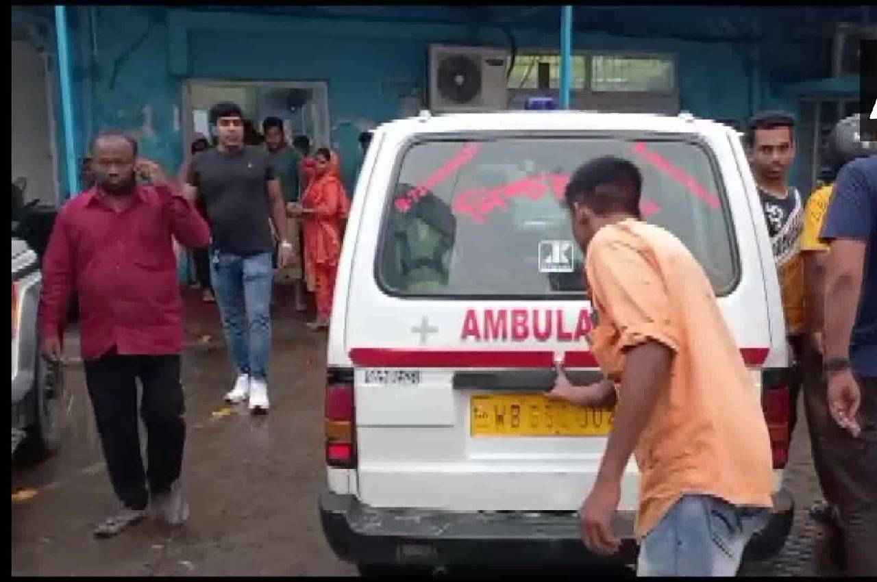 West Bengal: पश्चिम बंगाल के मालदा में आसमानी कहर, बिजली गिरने से 3 बच्चे समेत 7 लोगों की मौत