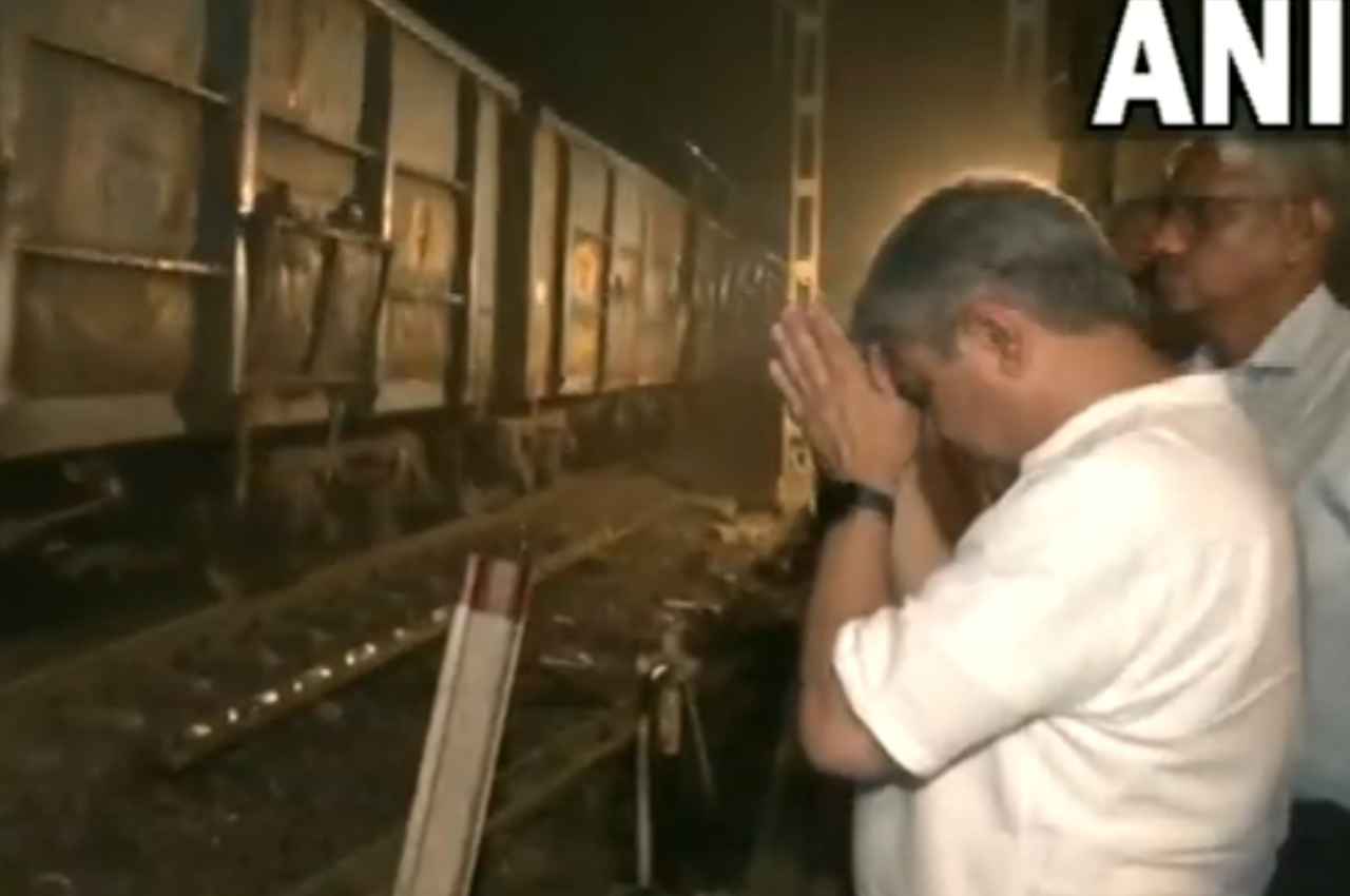Odisha Train Accident: हादसे से प्रभावित दोनों ट्रैक बहाल, ट्रेनों की आवाजाही शुरू, रेल मंत्री ने ली राहत की सांस
