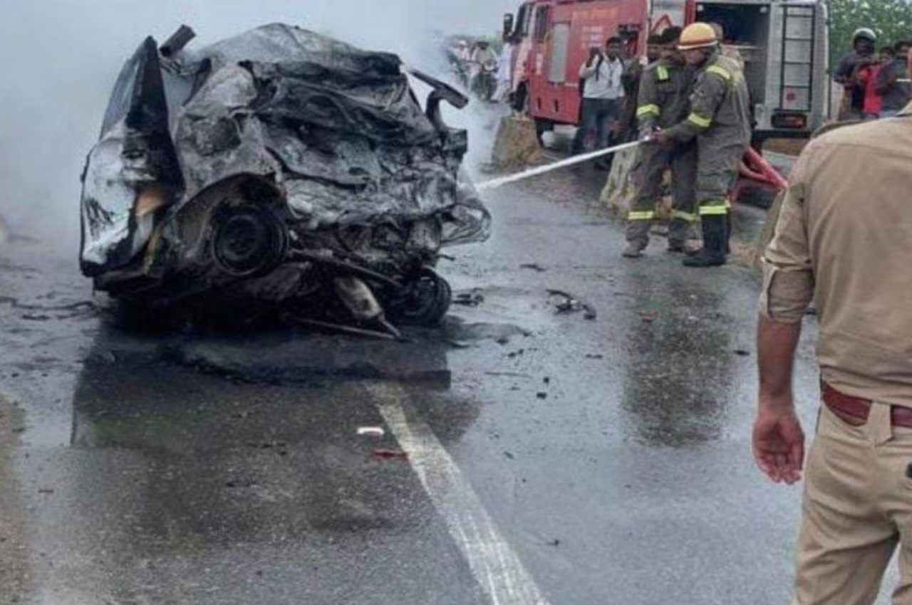 सहारनपुर में दर्दनाक हादसा; अंबाला हाईवे पर दौड़ती कार में लगी आग, 4 लोगों की जलकर मौत