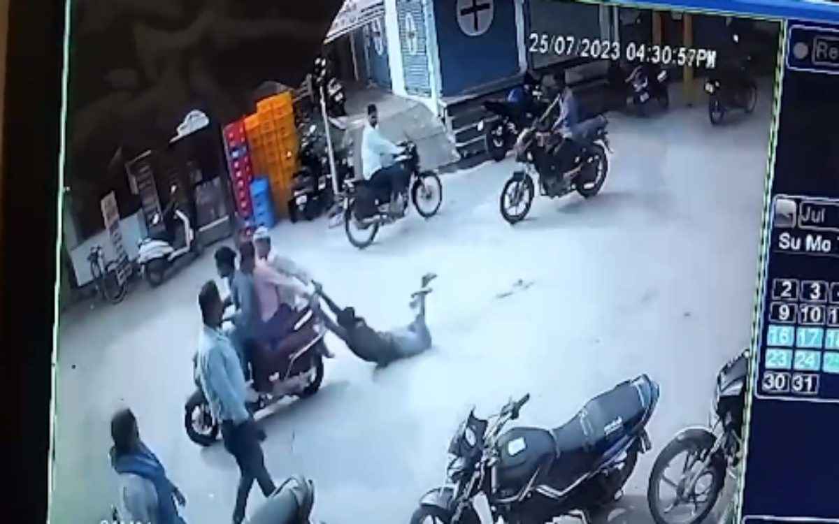 बरेली में तालिबान! आरोपियों ने शख्स को दी यातना, Video देखकर हिल जाएगा दिल