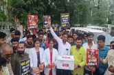 Bhopal, NSUI Sent bangles to Manipur CM