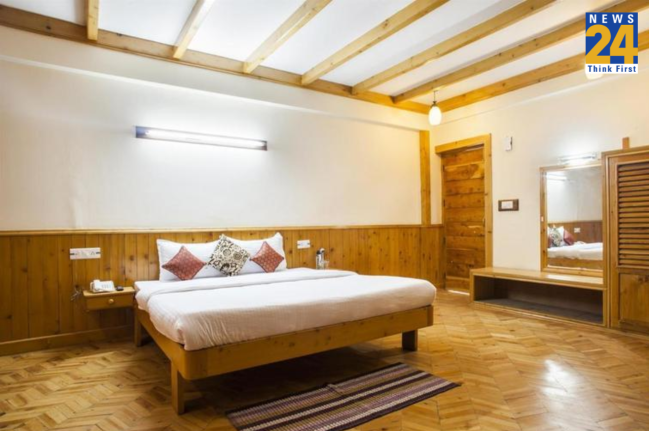 Himachal Rainfall, Manali, Barot, Hotel In Manali, Himachal tourists