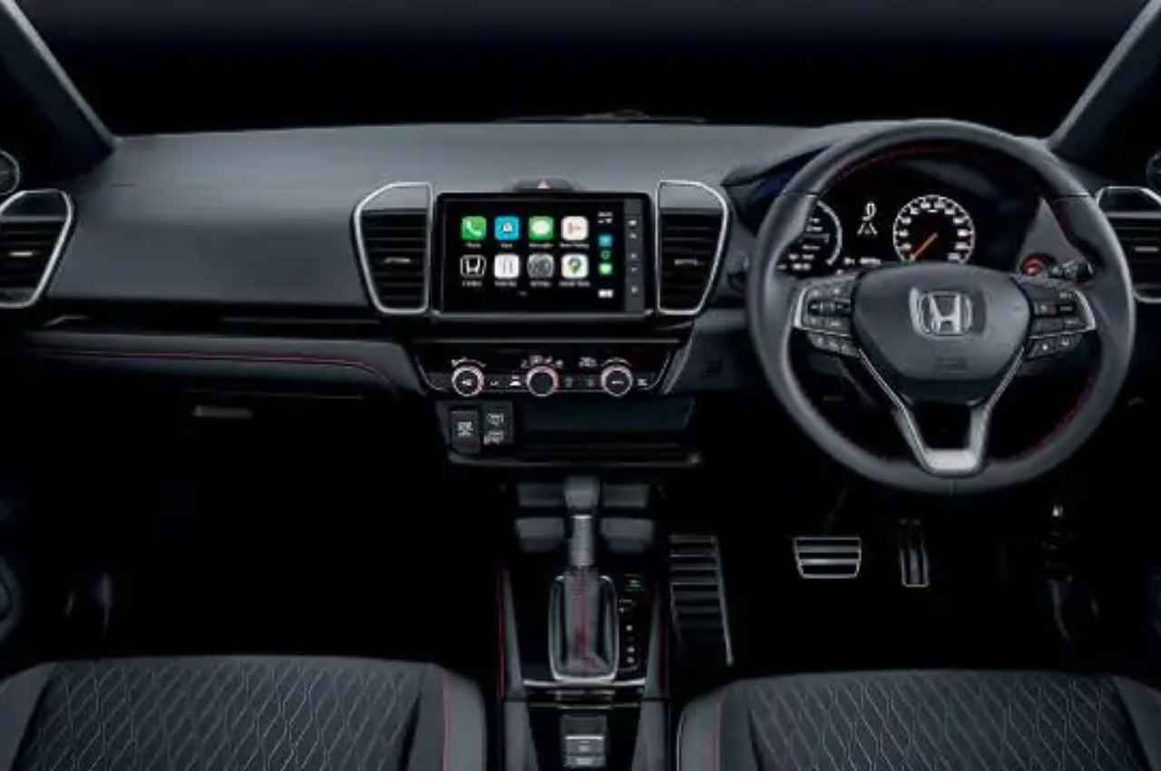 Honda की इस सेडान कार का गजब का रुतबा, 27 kmpl की माइलेज और कीमत बेहद कम!