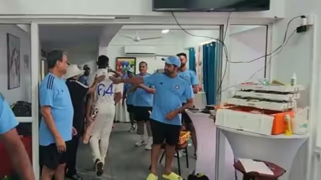 IND vs WI Yashasvi Jaiswal grand welcome (1)