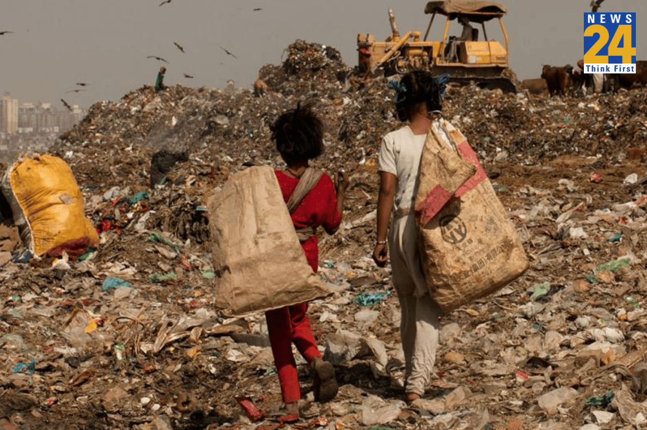 Poverty Reduction: 15 साल में 'गरीबी' से बाहर निकलकर 'अमीर' बने 41.5 करोड़ भारतीय, जानें चीन-पाकिस्तान के हालात