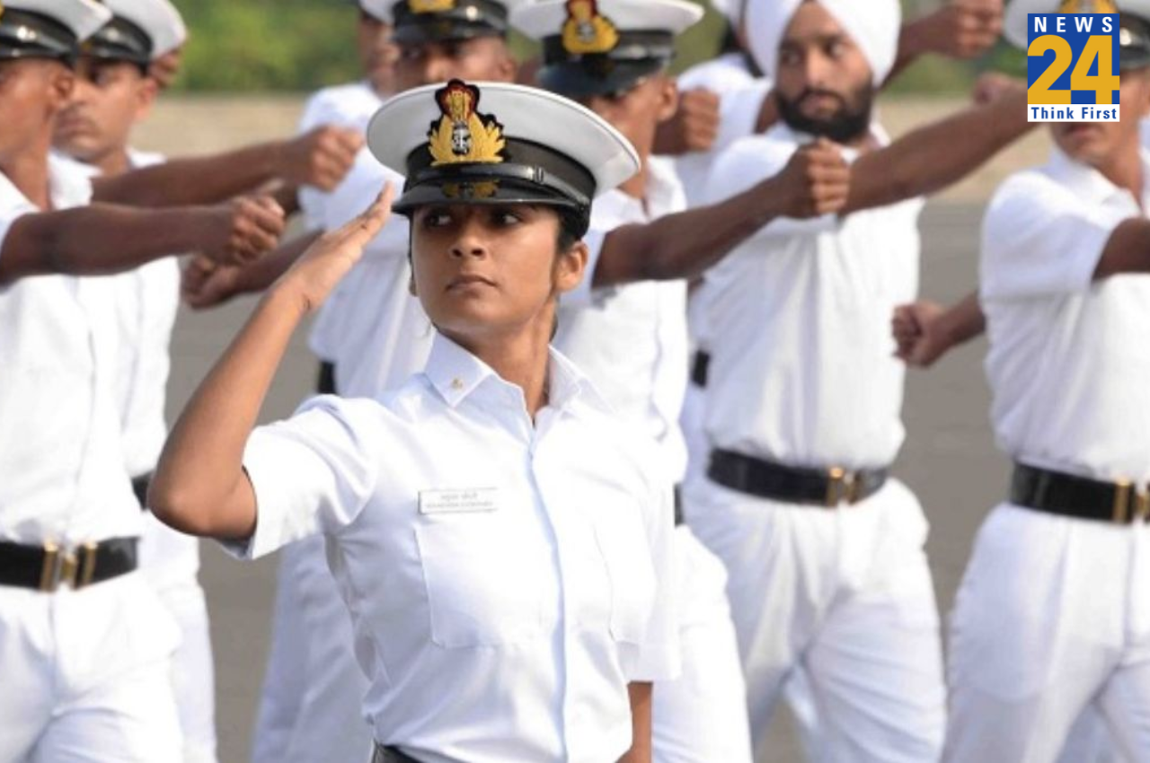 Indian Navy, Colonial legacy, batons