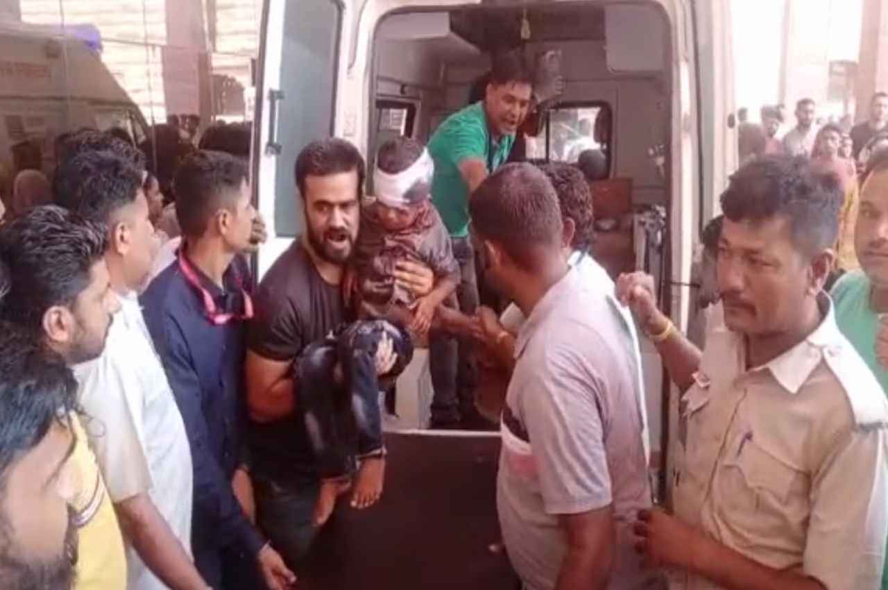 Jaisalmer: पोकरण में बच्चों को ले जा रही स्कूल बस पलटी, हादसे में 37 बच्चे घायल, बस कंडक्टर की मौत