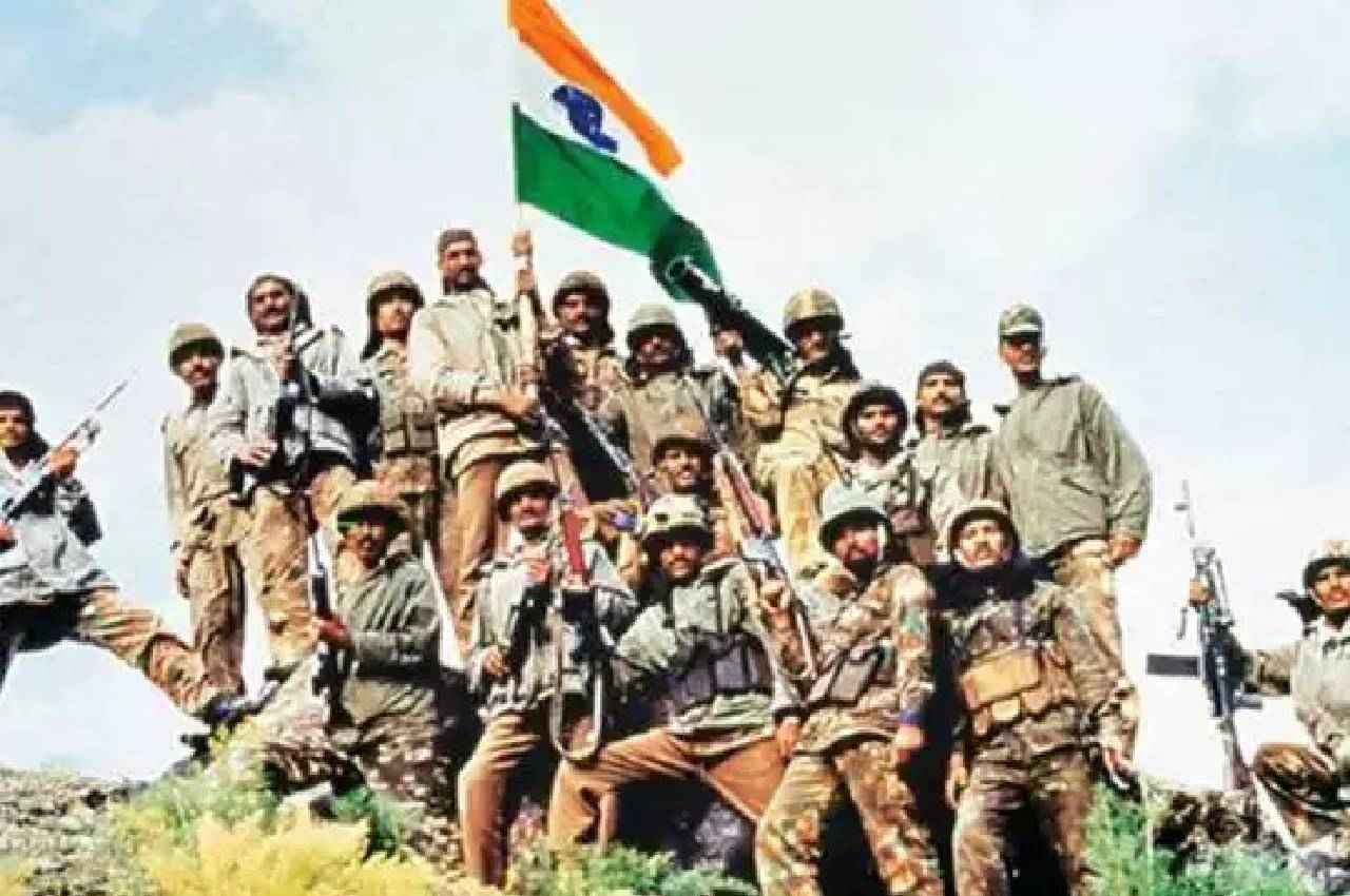 24वां कारगिल विजय दिवस आज, पीएम मोदी बोले- पराक्रमियों की शौर्यगाथा बनी रहेगी प्रेरणाशक्ति