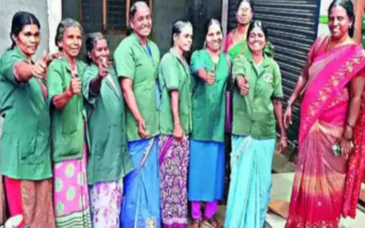 कचरा चुनने वाली 11 महिलाओं की रातोंरात बदली किस्मत, 3 दिन में ही बनीं करोड़पति, जानें पूरी कहानी