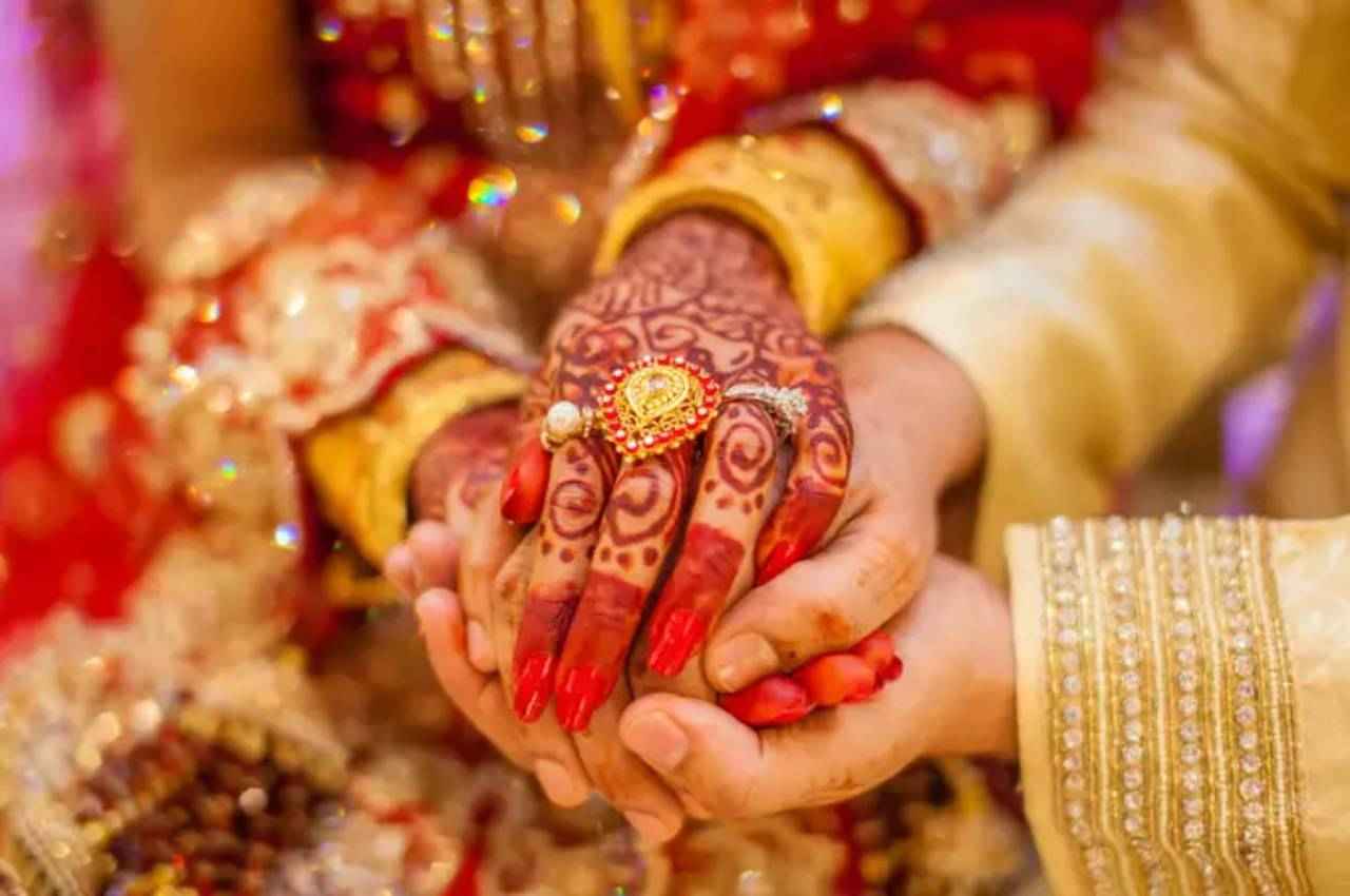 हिमाचल प्रदेश में 'जल प्रलय' के हाहाकार के बीच 'एक विवाह ऐसा भी', जानें पूरा मामला