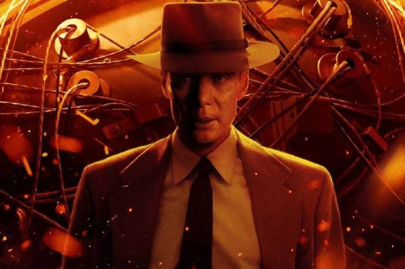 Oppenheimer movie, Oppenheimer offensive scene, Oppenheimer bhagavad geeta controversy, Oppenheimer offensive scene reaction, offensive scene featuring geeta, boycott Oppenheimer, cillian Murphy, Florence pugh, Christopher Nolan, Bhagavad Gita
