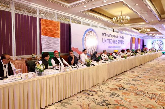 Oppn Meeting 2nd Day, opposition meeting, bengaluru news, karnataka news, rahul gandhi, mallikarjun kharge Oppn Meeting 2nd Day, opposition meeting, bengaluru news, karnataka news, rahul gandhi, mallikarjun kharge