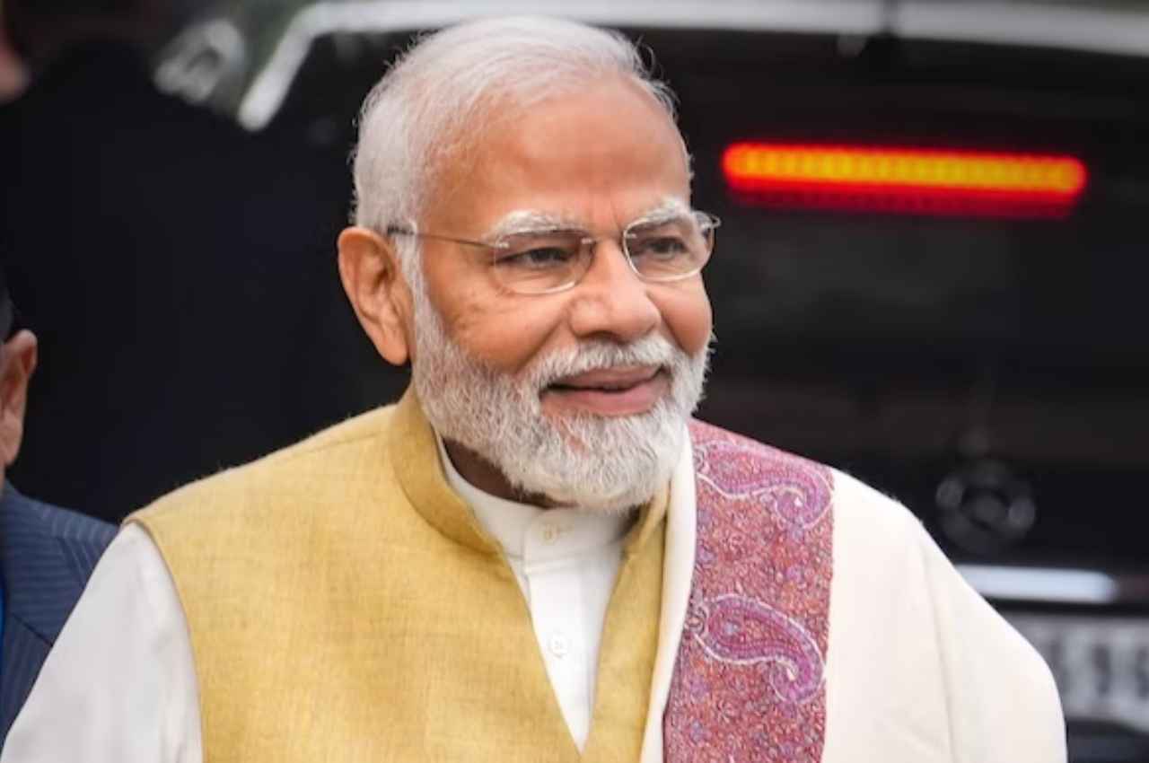 प्रधानमंत्री नरेंद्र मोदी आज छत्तीसगढ़ और उत्तर प्रदेश जाएंगे; कई प्रोजेक्ट्स का करेंगे उद्घाटन, शिलान्यास