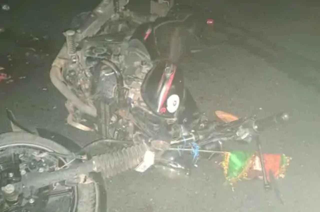 Pali: पाली में दर्दनाक हादसा, रामदेवरा जा रहे 3 युवकों ट्रक ने कुचला, 2 की मौत