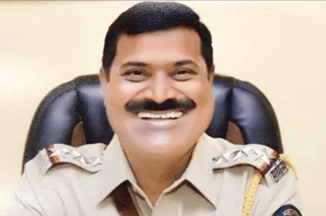 Pune Murder-Suicide Case: पुणे में ACP ने पत्नी-भतीजे को मारी गोली, फिर खुद को किया शूट, तीनों की मौत