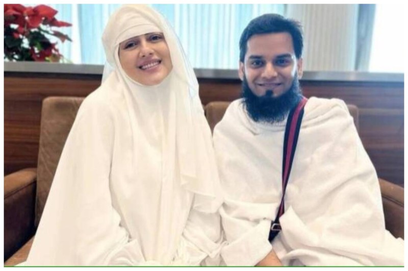 Sana Khan Share New Born Son Pics