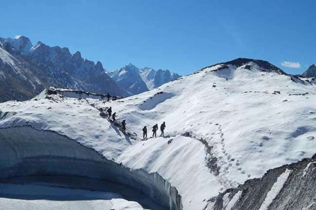 Siachen Glacier, Siachen Glacier military bunker, Army Bunker Fire In Siachen, Army Bunker