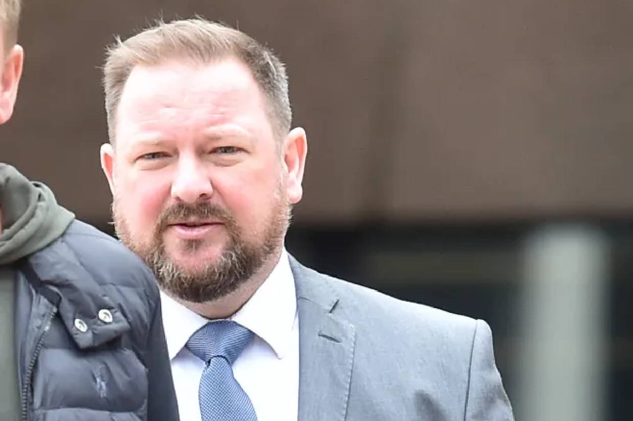 Greater Manchester Police, Police detective, Stephen Hardy, guilty of raping minor