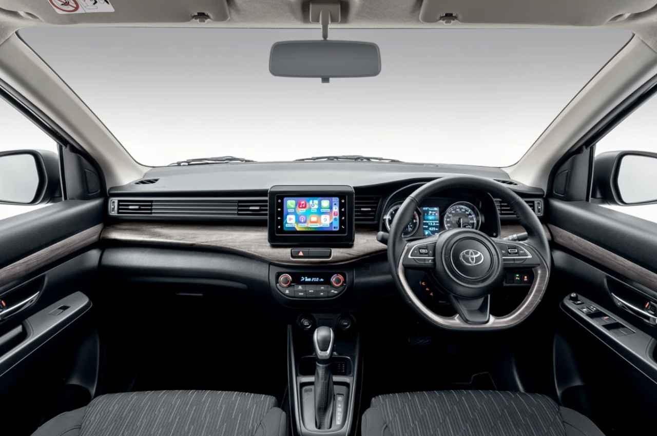 Toyota की यह धाकड़ कार बनेगी SUV का भविष्य, प्राइस है कम, चलाने पर खर्च भी कम, भर-भरकर दिए हैं फीचर्स
