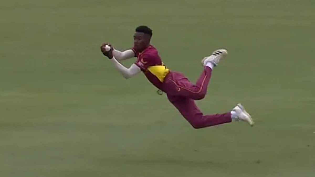 WI vs IND: चाबुक शॉट पर 'चीता' बने Alick Athanaze, अद्भुत कैच देखकर हैरान रह गए ईशान किशन