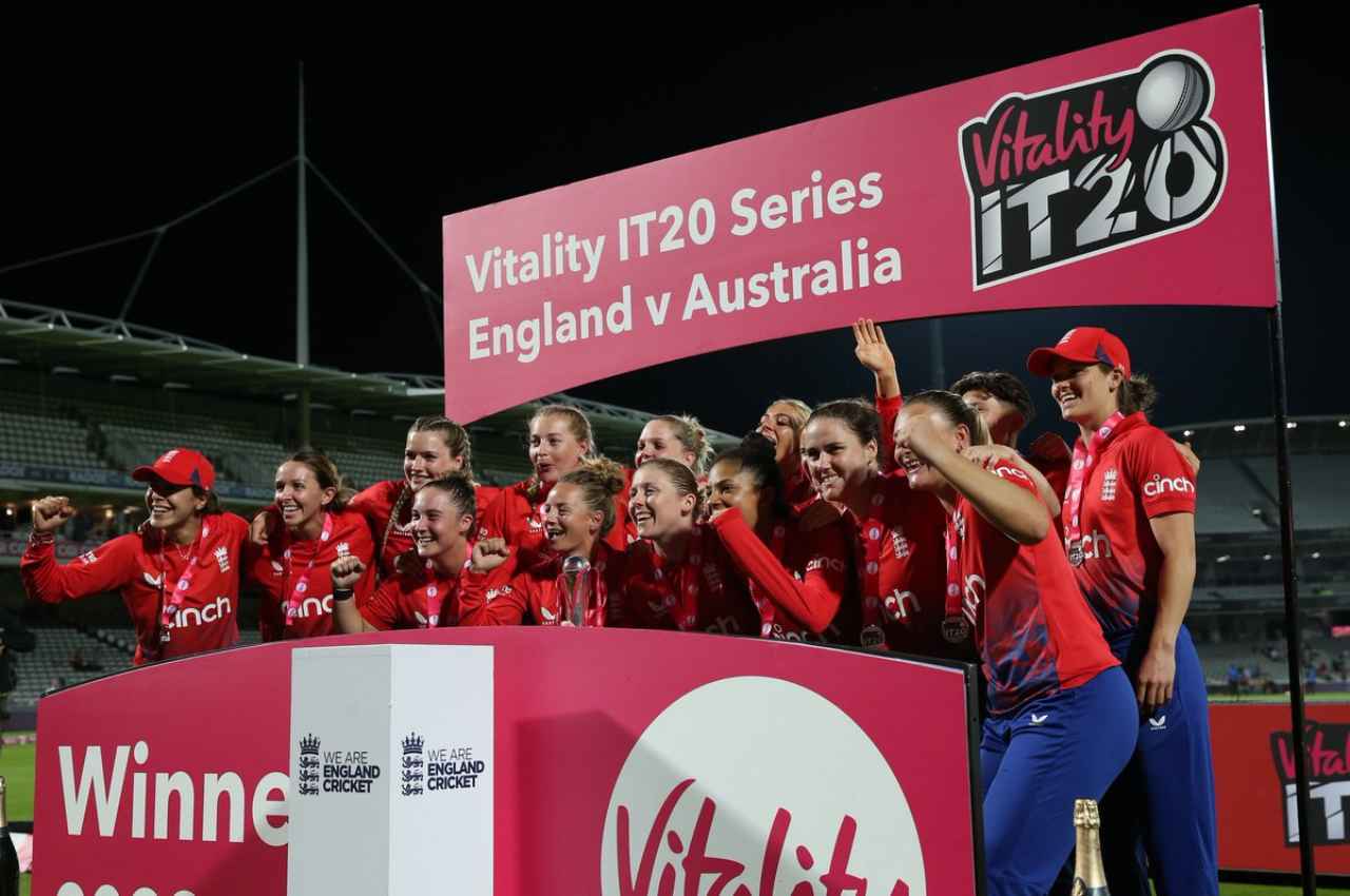 Women's Ashes 2023: इंग्लैंड ने टी20 में ऑस्ट्रेलिया को रौंदा, अब वनडे सीरीज से होगा एशेज के विजेता का चयन