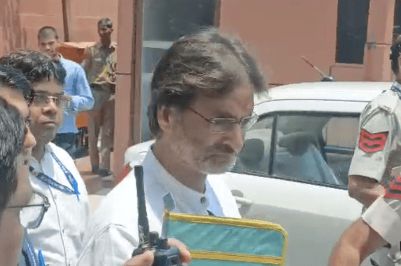 आतंकी यासीन मलिक को कोर्ट में सामने देख हैरान हुए सुप्रीम कोर्ट के जज, केंद्र सरकार भी चिंतित, जानें क्यों?