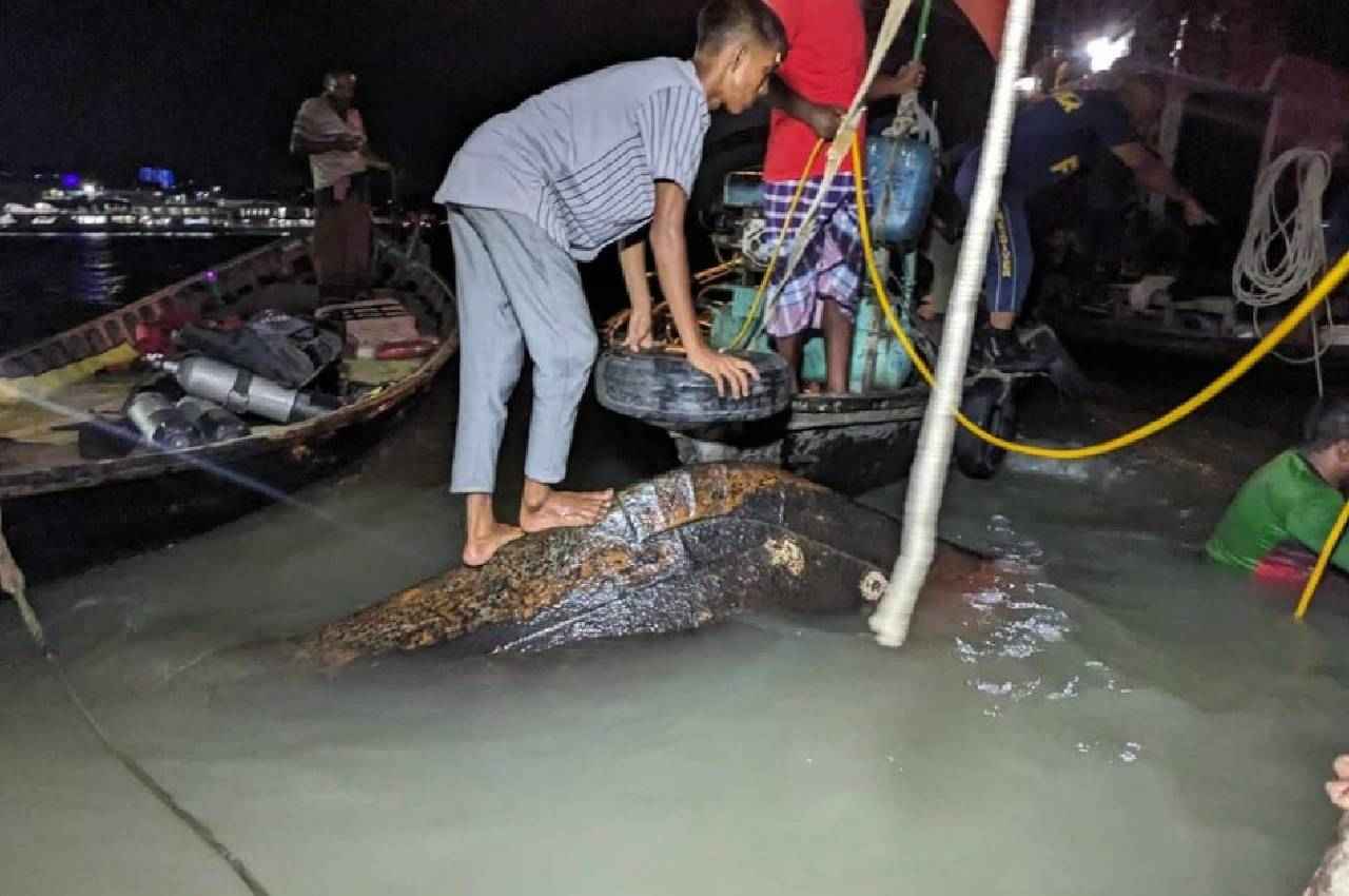 बांग्लादेश में बड़ा हादसा; बुरिगंगा नदी में नाव पलटने से चार लोगों की मौत, आठ को बचाया, कई लापता