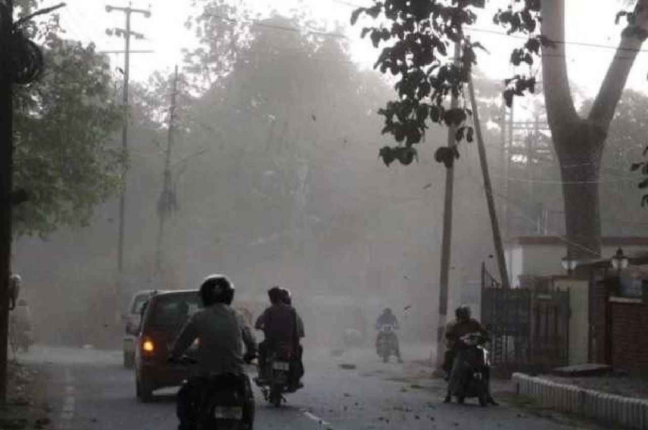 उत्तर प्रदेश: मैनपुरी में बिजली गिरने से तीन लोगों की मौत, 3 अन्य झुलसे; सीएम योगी ने जताया दुख